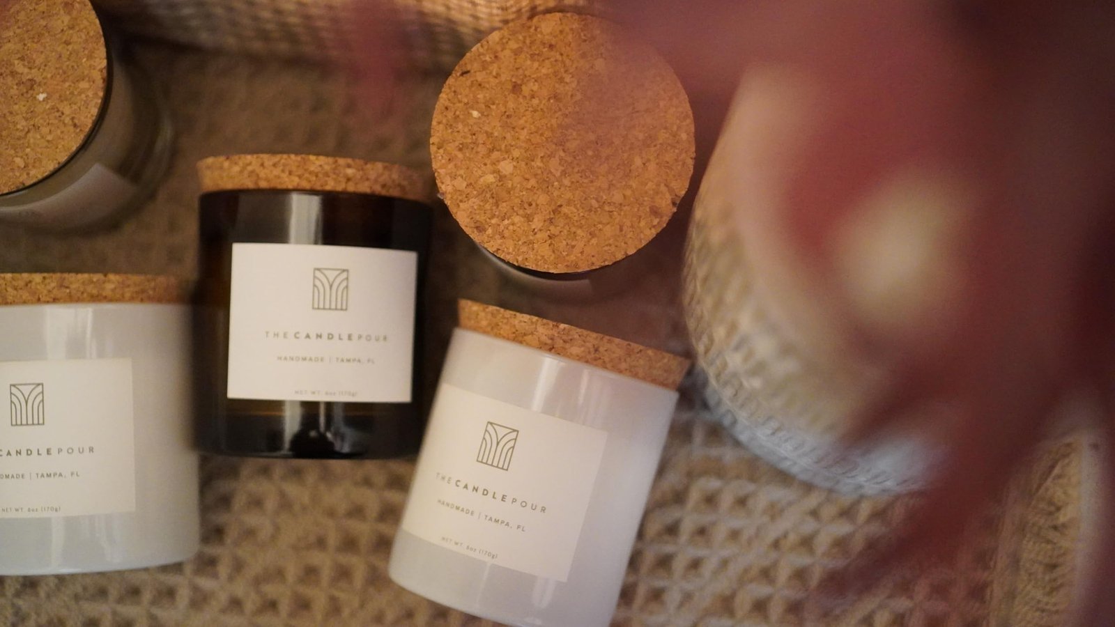 The Candle Pour Endless Summer Scent Hand Poured Luxury/Premium Candle, 6oz. - Image 3